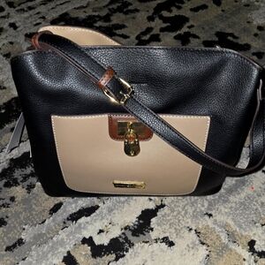 NWT Adrienne Vittadini Black and Tan Handbag